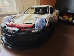 Конструктор машинка технік Porsche 911 RSR Racing Vesion Technology на 1630 деталей в масштабі 1:10 Порше авто гоночна версія фото від покупців 14