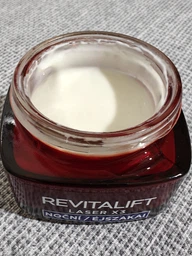 Ночной антивозрастной крем-уход L'Oreal Paris Revitalift Laser Х3 тройного действия для кожи лица 50 мл (3600522895121) фото от покупателей 5