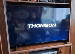 Телевизор Thomson 43FG2S14