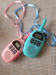 Дитячі Рації 2 шт комплект Walkie talkie x23 радіус 3 км дитяча рація з ліхтариком на дисплеї на акумуляторі для дітей зарядка від usb фото від покупців 7