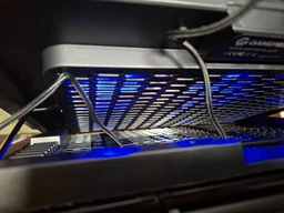 Охлаждающая подставка для ноутбука GamePro CP890 Black фото от покупателей 1
