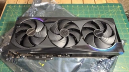 Видеокарта GIGABYTE Nvidia GeForce RTX 5080 AORUS MASTER 16Gb (GV-N5080AORUS M-16GD) фото от покупателей 13