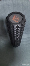Масажний ролик EasyFit Solid Grid Roller 45 см v.2.2s чорний (суцільнолитий ролер, стійкий до пошкоджень валик, циліндр, масажер для спини, ніг, рук, шиї) фото від покупців 14