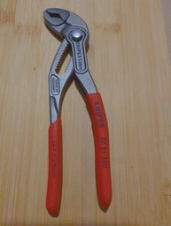 Кліщі KNIPEX сантехнічні Cobra (87 01 150)