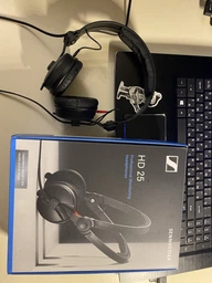 Навушники Sennheiser HD 25 (506909)