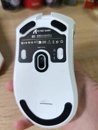 Миша ATTACK SHARK R1 Wireless Gaming Mouse White (PAW3311)