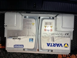 Автомобильный аккумулятор Varta Silver Dynamic AGM 105А Ев (-/+) H15 (950EN) (605901095) фото от покупателей 12