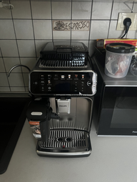 Кофемашина PHILIPS Series 5500 LatteGo EP5547/90 фото от покупателей 5