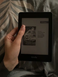 Електронна книга Amazon Kindle Paperwhite 10th Gen 8GB Підсвітка