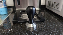 Темпер для кофе pkok 51 мм для Delonghi (Делонги) Черный фото от покупателей 3