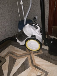 Пылесос Karcher vc 3 1.198-051.0 белый