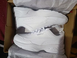 Жіночі кросівки Puma Cilia Mode 37112524 40 (6.5UK) 25.5 см Silver Mist-Puma White (4067979481069) фото від покупців 13