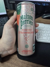 Упаковка напитка безалкогольного газированного Perrier Water Strawberry 0,25 л ж/б Мультипак х 10 шт (8445291047006)