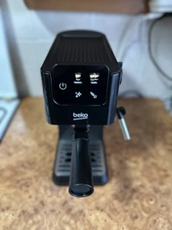 Рожкова кавоварка BEKO CaffeExperto CEP5302B