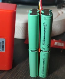 Аккумулятор робот пылесоса Xiaomi Roborock S50 S51 S55 S5 S6 S7 S8 Q7 Q8 E5 6400 mAh Li-ion 14,4В ROKKEVOLT сменный аккумулятор BRR-2P4S-5200S фото от покупателей 5