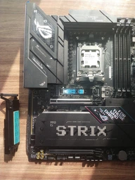 Материнская плата Asus ROG Strix B850-E Gaming Wi-Fi (sAM5, AMD B850, PCI-Ex16) фото от покупателей 10