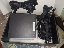 Блок питания 2E Gaming Solid Power 750 Вт (2E-SP750BRSM-120) фото от покупателей 4