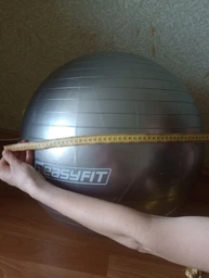 Мяч для фитнеса EasyFit 75 см фиолетовый (фитбол, гимнастический мяч для беременных) EF75V фото от покупателей 10