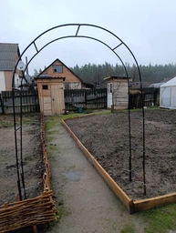 Садова арка для плетучих рослин та фотозон Gardlov фото від покупців 3