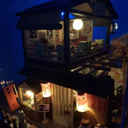 Румбокс HONGDA M2011Z Sakura Sushi House, DIY мініатюрний будиночок японського ресторану з LED-підсвіткою, музичним модулем та захистом від пилу фото від покупців 1