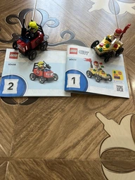 Конструктор LEGO City Піца-авто проти пожежної машини (60458)