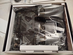 Материнская плата Gigabyte Z790 S DDR4 (s1700, Intel Z790, PCI-Ex16) фото от покупателей 2