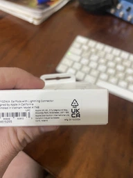 Наушники Apple iPhone EarPods with Mic Lightning (MWTY3ZM/A) фото от покупателей 3
