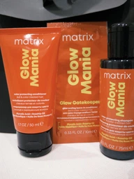 Профессиональный кондиционер Matrix Glow Mania для защиты цвета окрашенных волос 300 мл (3474637257040) фото от покупателей 13