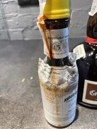 Биттер Angostura Bitter 0.2 л 44.7% (075496002005)