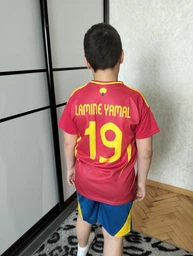 Форма футбольна дитяча Lamine Yamal (Ламін Ямаль) 19 збірна Іспанії 24/25, нар. 24 зріст 130-135 см. червона фото від покупців 2