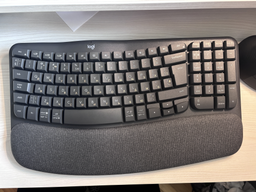 Бездротова клавіатура Logitech Wave Keys Bluetooth/Wireless Black (920-012304) фото від покупців 4