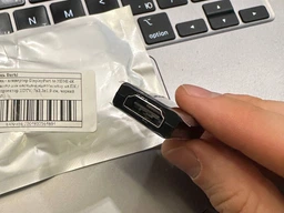 Перехідник - конвертер DisplayPort to HDMI 4K 1080P адаптер для передачі відеосигналу на ПК / ноутбук / проектор HDTV, 7х2.3х1.9 см, чорний (102435761) фото від покупців 4