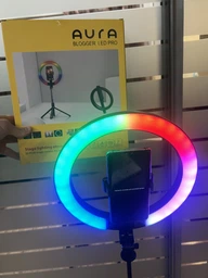 Комплект блоггера аккумуляторный Aura Blogger LED Pro-100 кольцевая светодиодная лампа Black (KBABLP100B) фото от покупателей 3