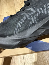 Мужские кроссовки для бега Asics Novablast 5 1011B974-407 44 (10USA/9UK) 28 см Голубые (4571633388521) фото от покупателей 8