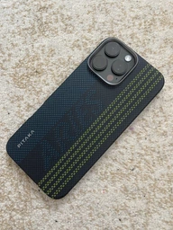 Карбоновий чохол Pitaka Tactile Woven Case Aries Credit Card для iPhone 16 Pro Max Синій (KI1601CRP) фото від покупців 2