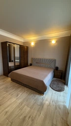 Прикроватний пухнастий овальний килимок з довгим ворсом Loca 6365 White-Cream 50х80 см білий