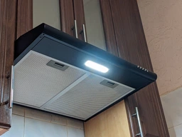 Черная кухонная вытяжка Perfelli PL 6144 BL LED, плоская стандартная, под навесной шкаф, шириной 60 см фото от покупателей 2