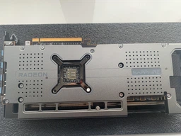 Видеокарта Sapphire Radeon RX 7800 XT 16GB NITRO+ (11330-01) фото от покупателей 4