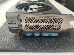 Видеокарта Sapphire Radeon RX 7800 XT 16GB NITRO+ (11330-01) фото от покупателей 2
