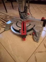 Торцовочная пила Bosch Professional GCM 216, 1300 Вт, диск 216х30мм, 4800 об.мин, Лазер +диск Optiline Wood (0601B33000) фото от покупателей 6