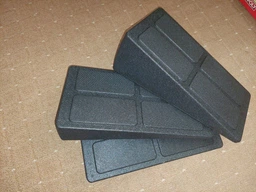 Клиновой блок EasyFit EF-0690 уголок, блок-платформа для приседаний набор 3 шт Черный (56003427) фото от покупателей 3