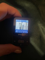 Многофункциональный MP3 музыкальный плеер Ruizu X52 Sports с Bluetooth 5.0, сенсорным экраном, клипсой и картой памяти 8 Гб, черный "G" (87273354) фото от покупателей 3