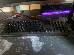 Большой геймерский RGB коврик (игровая поверхность) с подсветкой для мыши 900 x 400 x 3 мм фото от покупателей 11