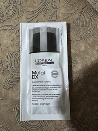 Профессиональный уход L'Oreal Professionnel Serie Expert Metal Detox для уменьшения ломкости всех типов волос и нежелательного изменения цвета 100 мл (30161153) фото от покупателей 3