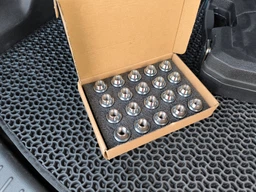 Набір колісних гайок M12x1.5 для автомобілів FORD