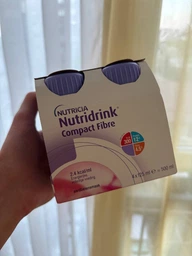 Энтеральное питание Nutricia Nutridrink Compact Fibre Strawberry со вкусом клубники с высоким содержанием энергии и пищевыми волокнами 4 шт х 125 мл (8716900551628)