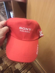 Кепка бейсболка фотографа з логотипом Sony A — червона