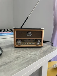 Радиоприемник от сети с аккумулятором и разьемом под батарейки, Bluetooth, USB, SD и двумя фонариками фото от покупателей 1