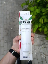 Крем для бритья для чувствительной кожи Proraso с экстрактом зеленого чая и овса 150 мл (8004395001231) фото от покупателей 3