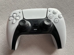 Накладки на стіки Skull & Co. White (6в1) для геймпадів Sony DualSense PS5 / DualShock PS4 / Pro Controller [455862619] фото від покупців 9